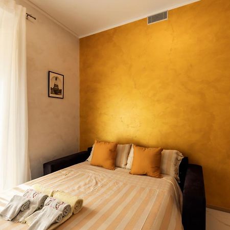 Lo Scrigno D'Oro Nel Centro Di Torino Apartment Bagian luar foto