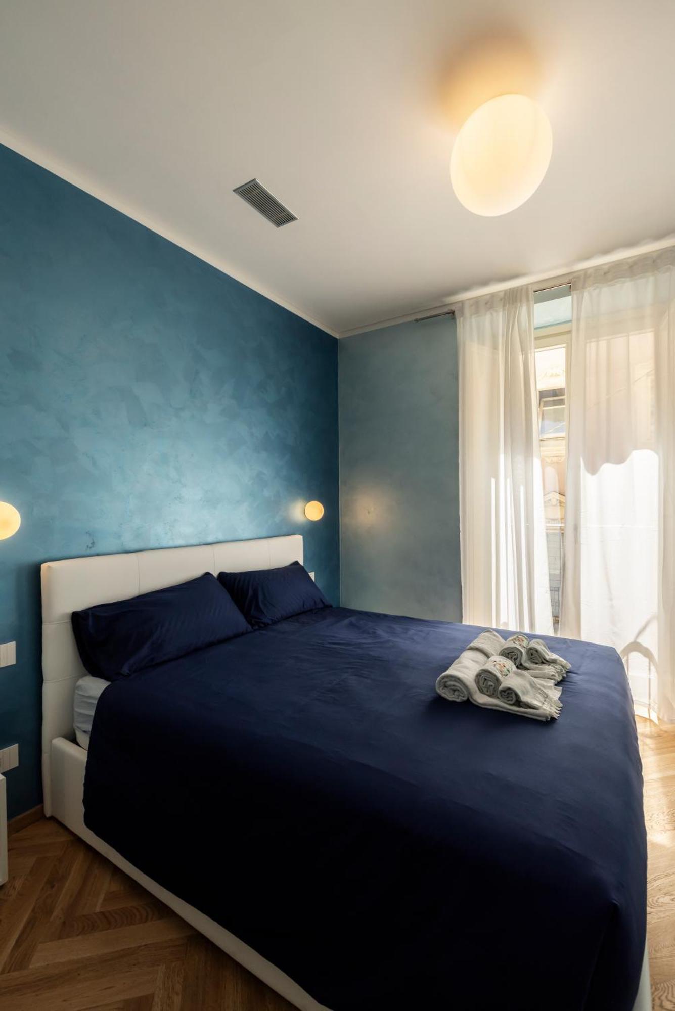 Lo Scrigno D'Oro Nel Centro Di Torino Apartment Bagian luar foto